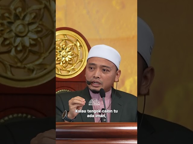 Sunnah Membentuk Keluarga Bahagia | Ustaz Wadi Annuar class=