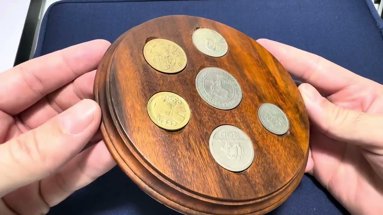 Moeda do Brasil: Estojo de madeira ORIGINAL com a coleção completa da série vicentina.