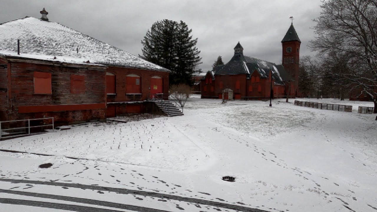 ⁴ᴷ⁶⁰ Walking the Medfield State Hospital campus in Medfield, Massachusetts