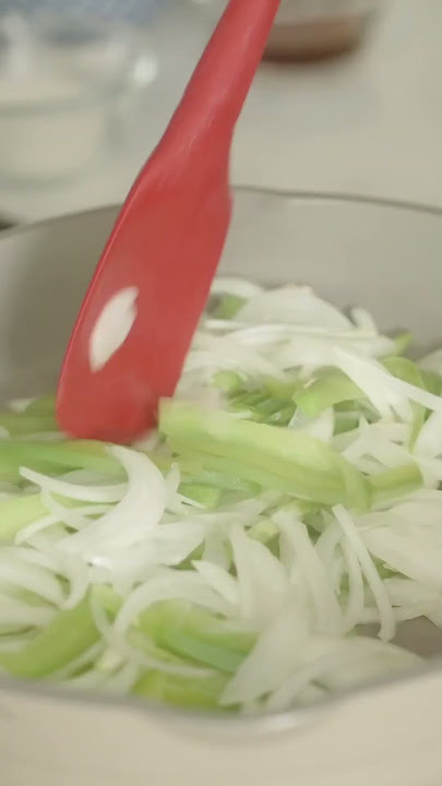 Stir Fried Fish Cakes | Eomuk Bokkeum | 어묵볶음 | Episode 5 Korean Banchan