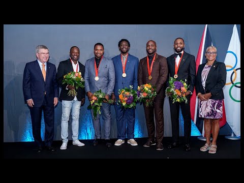 2008 4x100M Gold Medalists Receive Bonus