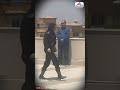أحدي محبي هاني شاكر تنهـ ـااار أثناء الجـ ـنازة