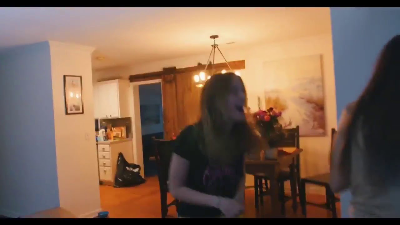 Bella Thorne Twitter Video