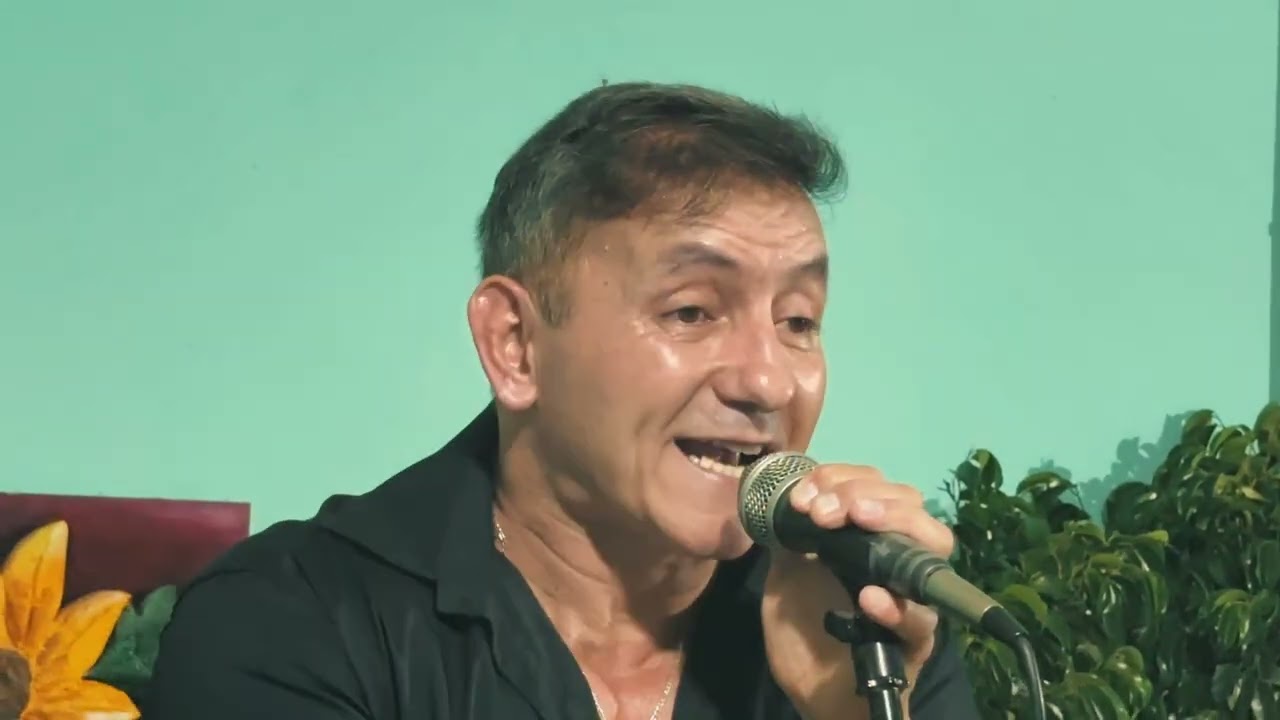 41 ) A QUE NO.                                                         cover la mona gimenez