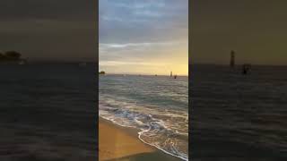 nikmati suara dan pemandangan sunset pantai # #9gag #viralshorts #travelphotography