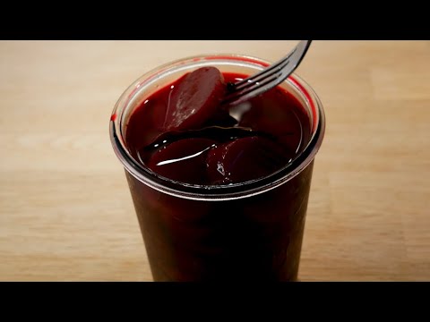 Video: Yuav Ua Li Cas Ua Noj Pickled Beets