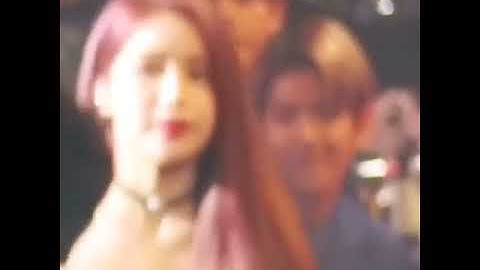 Exo Baekhyun and Bts V checking out Mammamo 😂