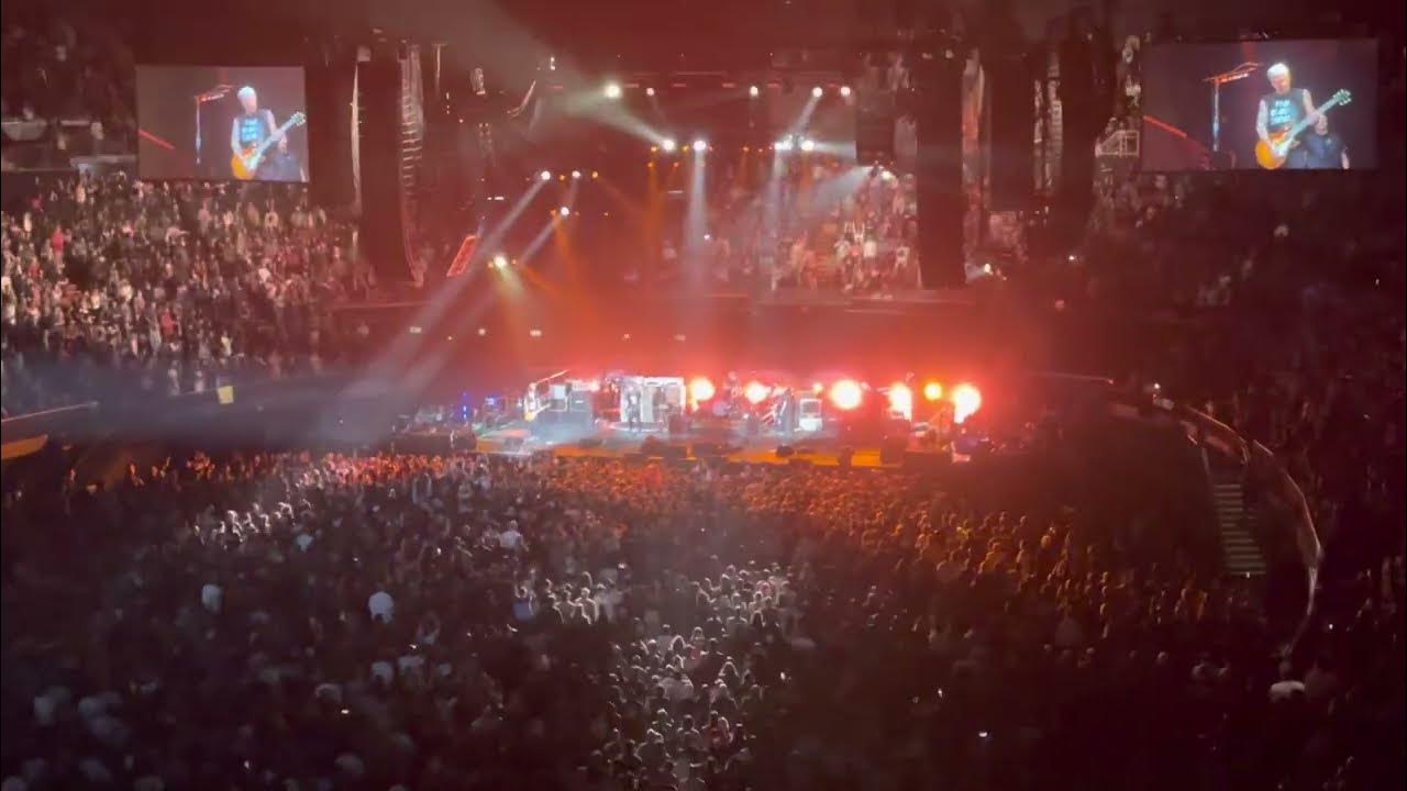 Pearl Jam Leash live L.A. 5.7.22 YouTube