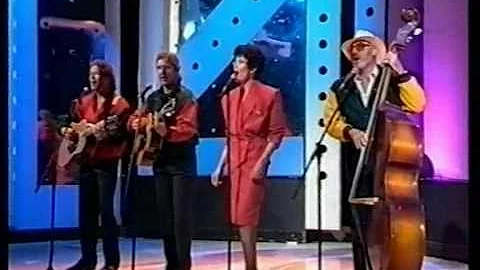 The Seekers (ft Julie Anthony) - Stereo - How Can ...