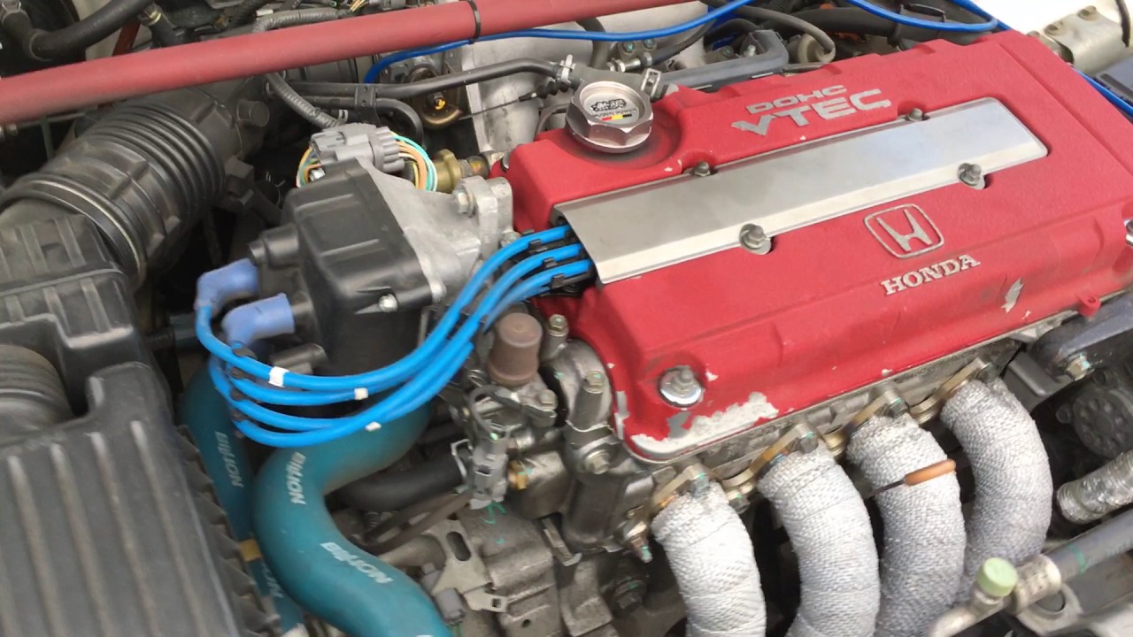 HONDA CIVIC TYPE R(EK9) Engine Start - YouTube