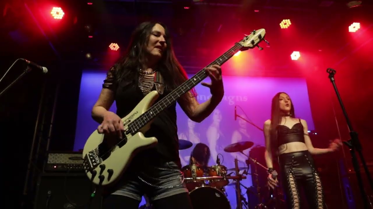 Diamond Signs - The Tower (Bruce Dickinson cover) (live @ Kyttaro live club, 25/1/2026)