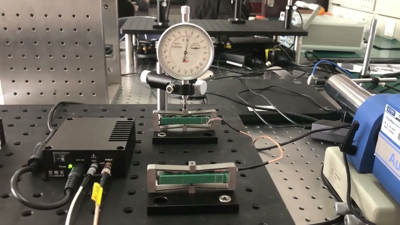 CoreMorrow High precision amplified piezo actuator with piezo controller!