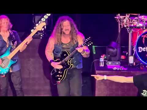 GEORGE THOROGOOD AND THE DESTROYERS Born to Be Bad with jared james nichols Live Bataclan Paris 2026
