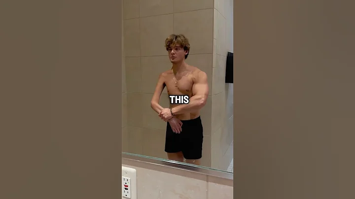 He Only Trains Right Arm (@jacksonthecripple)