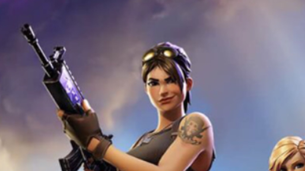 Kitty Plays Fortnite