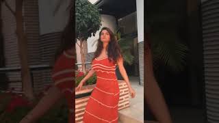 Love Looks Better When Youre Glowing