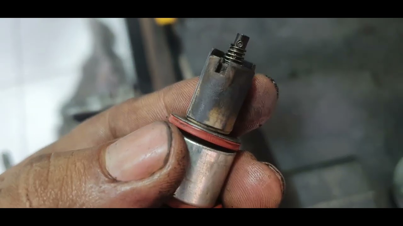 xre 300 e cb 300 apagando o fogo quando segura a embreagem  ou em macha lenta? problema resolvido