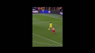Onana On The Ball Is Actually Incredible