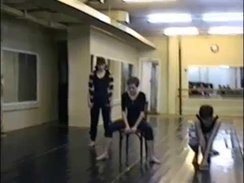 Аня тихая тнт. Rose dance. Тихие танцы видео. Тихий танец. Танец на 9 мая закаты алые.