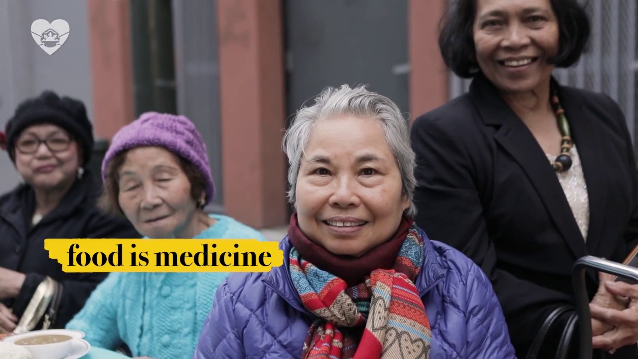 #FilipinosFeedTheFrontlines - YouTube