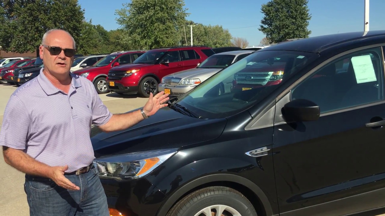 big-october-rebates-on-the-2017-ford-escape-at-pettijohn-auto-center