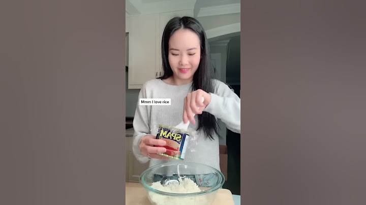 making musubi with my kids!