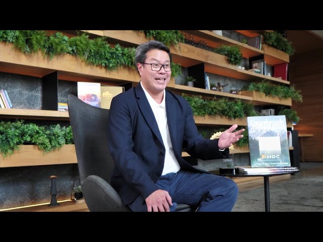 Superbrands Thailand - WDC - Mr. Bundit Hirunyanitiwatna