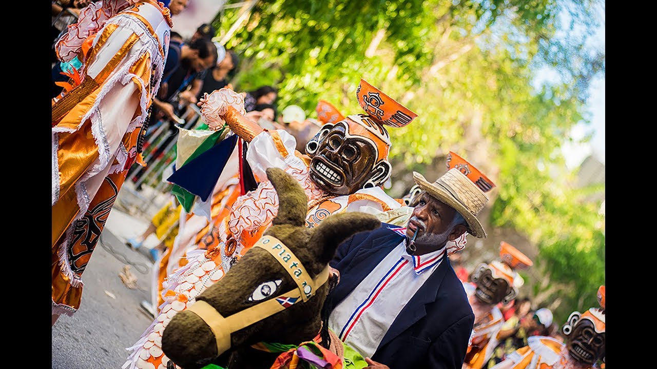 Gran Desfile Nacional Final de Carnaval en Puerto Plata 2019 - YouTube