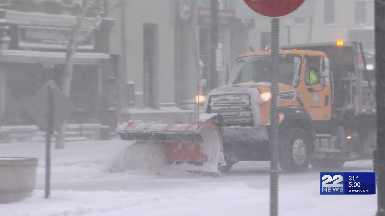 Springfield DPW tackles snow removal efforts during major storm