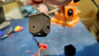 камера заднего вида перестала работать, поиск причины, ремонт камеры, качество сборки в Китае