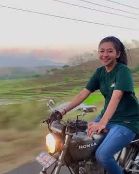story wa versi cb herex dengan cewek cantik 😀😁