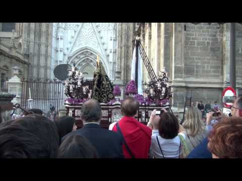 Real, Ilustre y Franciscana Hermandad y Cofradía de Nazarenos de la Santa Cruz en el Monte Calvario, Santísimo Cristo de la Salvación y Nuestra Señora de la Soledad