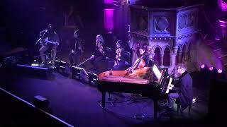 Damon Albarn - "Sweet Song" (Blur) at UNION CHAPEL, London - 14th December 2021