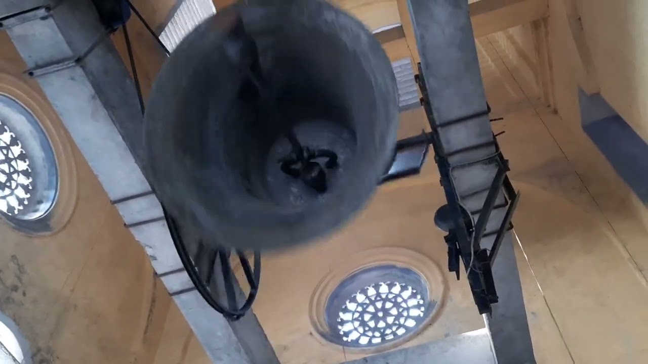 CHUÔNG TO NHẤT 2.5 TẤN TẠI ĐỀN THÁNH BÁC TRẠCH,nghe trọn âm ĐƯỢC GIẬT TỰ ĐỘNG.GIÁO PHẬN THÁI BÌNH