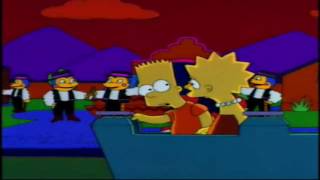 (Best Simpsons Moments #1) "I am the lizard queen!"