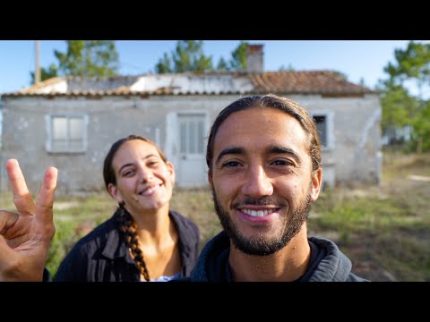 Vidéo: Histoire unique maison de rêve dans un paysage forestier en pente