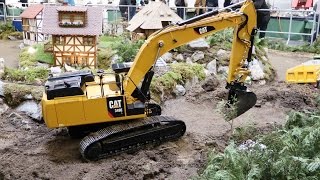 BIG RC EXCAVATOR & TRUCK & TRACTOR SCALE 1/8 AT WORK - INTERMODELLBAU DORTMUND 2016