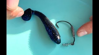 How to Rig Belly Weighted Worm Hooks with Spring Lock || Fishing 101 in Saltwater || screenshot 2