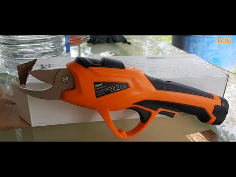 Video: Cordless Pruning Txiab: Cov Yam Ntxwv Ntawm Bosch EasyPrune Thiab Hma-Garten Li-Ion Power Roj Teeb Qauv. Nta Hluav Taws Xob Pruning Txiab