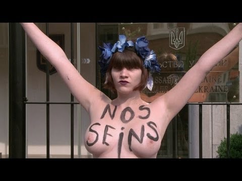 Femen protesta en embajadas