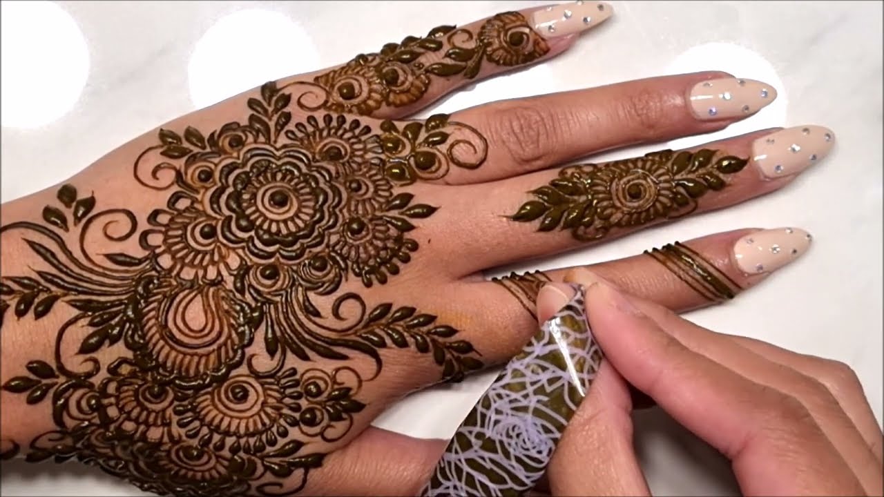 Beautiful Arabic Eid henna design 2022 | Doing my own Eid henna ...