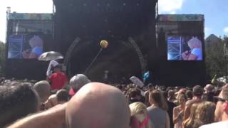 Elle King "We're The Devil Don't Go" Live at Music Midtown 2015