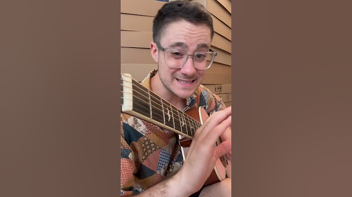 Haz esto con una moneda y una guitarra y dejarás sin palabras a todos