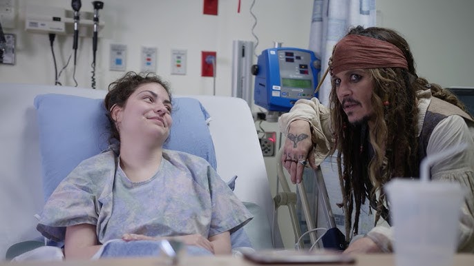 Johnny Depp as “Captain Jack Sparrow” sails into Vancouver to visit  patients at BCCH [FULL VIDEO}