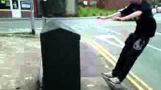 Free Running & Parkour - Monkey Vault Over Green Box
