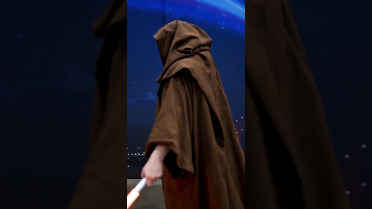 "HOW COULD THIS BE???!!!"Or something 😂 #starwars #cosplay #jedi #sith #medieval