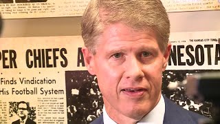 Chiefs' Clark Hunt likes progress of team since 0-2 start