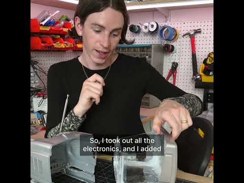 EN | Tech Terrarium | 1080x1080 - #ad Give old finds new life with Marketplace. Download Facebook.
