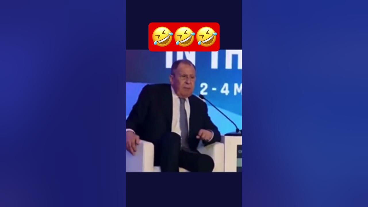 Crowd bursts out laughing at Sergei Lavrov - YouTube
