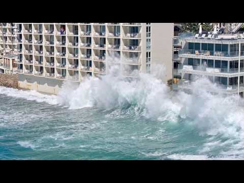 The Kelvin Wave has hit Laguna Beach.